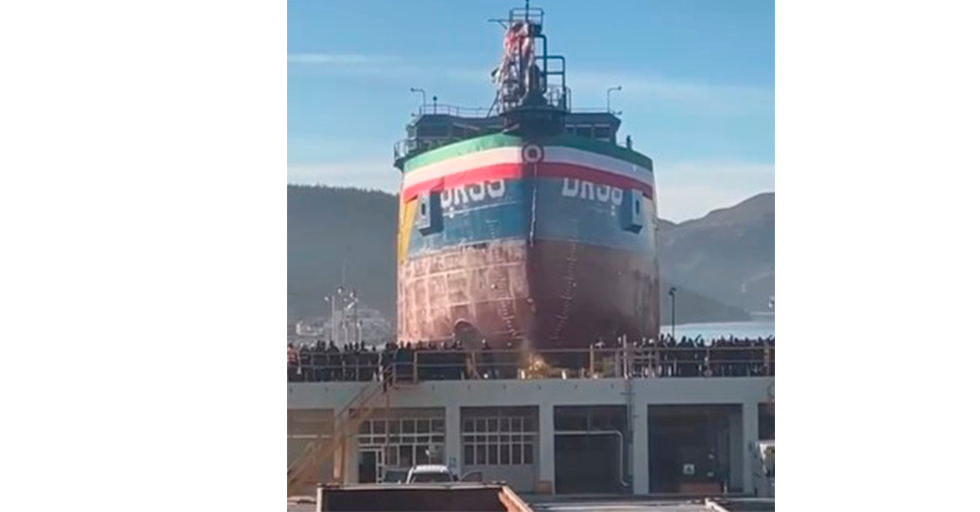 Botadura de draga DR39 construída en GUAYMAS