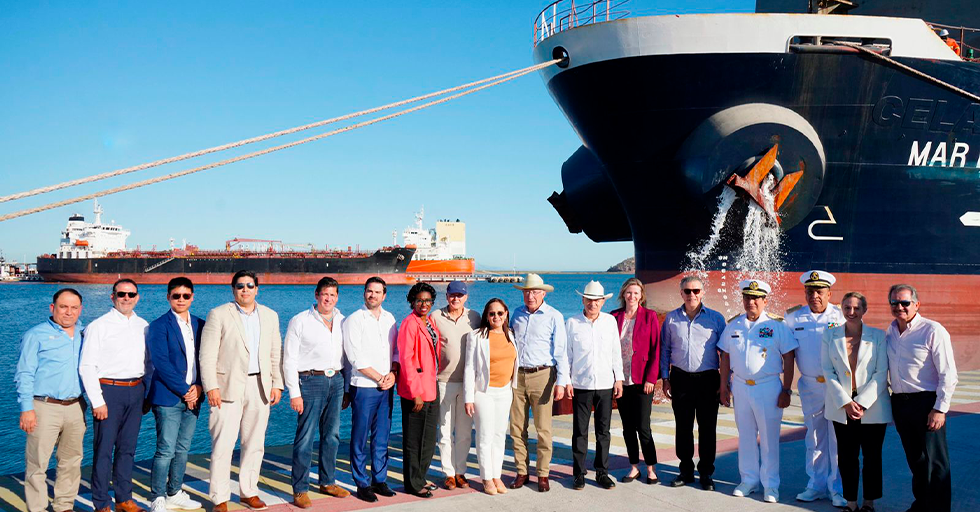 Embajador de Estados Unidos en México Visita el PUERTO DE GUAYMAS